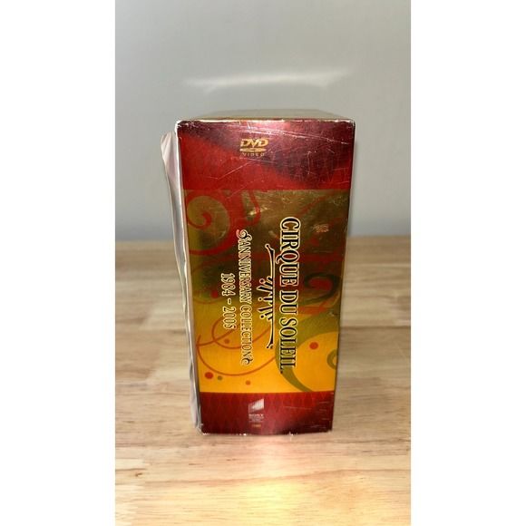 Cirque du Soleil Anniversary Collection 1984-2005 12 DVD Box Set w/ 6 Postcards - Picture 7 of 8